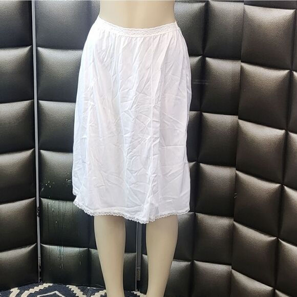 JC Penny vintage half slip - Picture 1 of 7